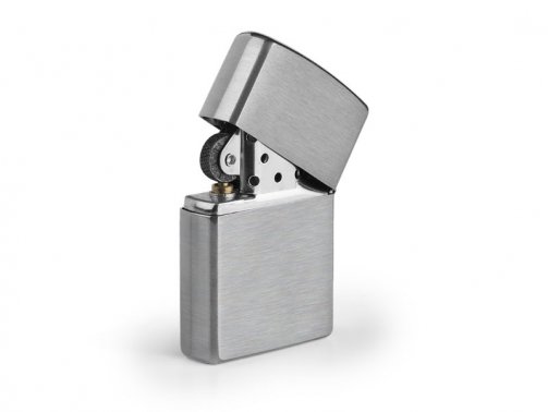 UPALJAČ  ZIPPO 200
